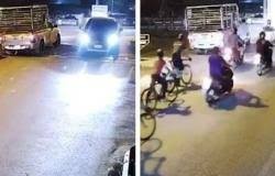 شاهد.. لحظة اصطدام قطار بشاحنة علقت على القضبان.. ومصير قائدها