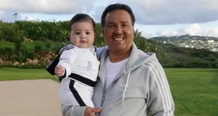 الأجنبية التي اسرت قلب فنان العرب محمد عبده فتزوجها فوراً وانجب منها اخر اطفاله .. شاهد