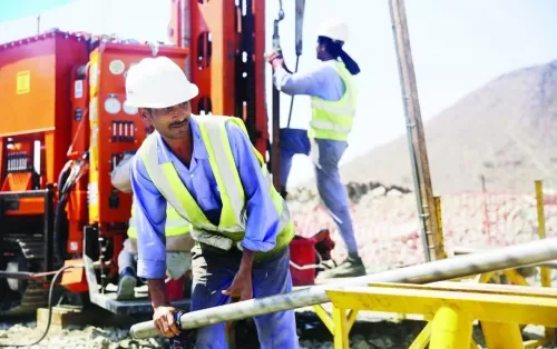 قرار من السلطات السعودية ينهي تواجد عشرات الاف الوافدين في المملكة بجرت قلم