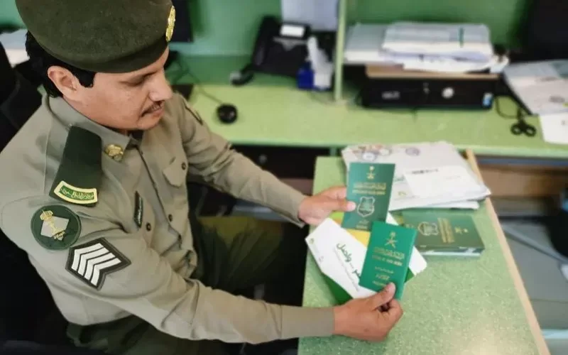 رسمياً : السعودية تحذر المقيمين والمواطنين .. الترحيل ينتظر مئات اليمنيين والعرب خلال الأيام المقبلة لهذا السبب !