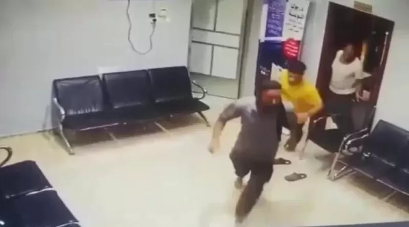 نجل الدكتور الدويل يكشف من قتل والده ولفق له قضية انتحاره وسر الرسالة التي كانت بجوار جثته