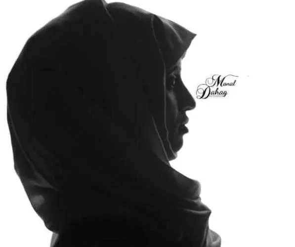 تشييع مصورة يمنية بعد وفاتها بحادث مروري في مصر