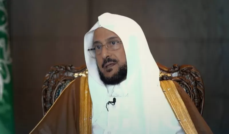 بالفيديو: وزير سعودي شهير يتعرض لتهديدات بالتصفية الجسدية مع أسرته إذا لم ينفذ هذه الطلبات