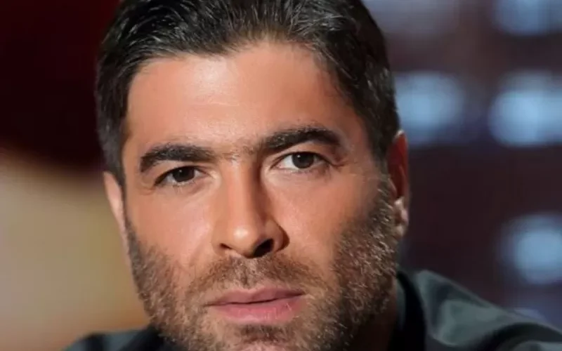 شاهد كيف تفحمت سيارة وائل كفوري وتحولت لكومة حديد بعد حادث مروع ومصادر تكشف حقيقة وفاته بعد نقله للعناية المركزة  في حالة حرجة