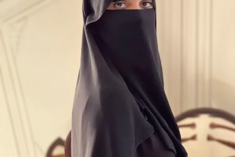 هيئة الأمر بالمعروف في السعودية تعلن عن البديل الشرعي للنقاب..صدم جميع من في المملكة