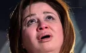 شــــاهد الهام شاهين تكشف كيف شوهت سمعة عائلتها وكيف مات والدها من القهر بسبب اللقب الذي التصق به بسببها