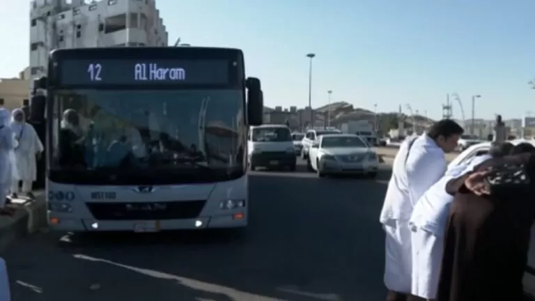رسمياً: نقل المعتمرين الى المسجد الحرام مجاناً من اليوم