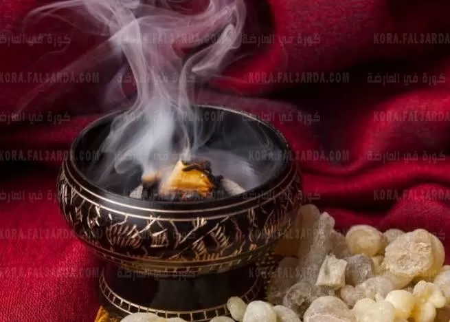 شاهد المعجزة التي ستحصل عند حرق ثلاث قطع من لبان الذكر في البيت