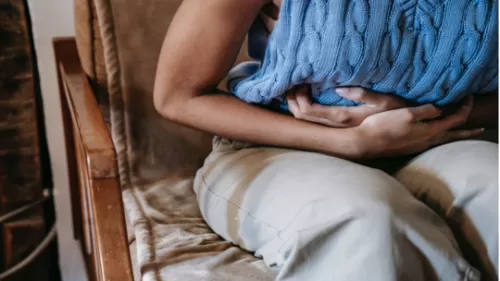 علامات تدل على انك تعاني مشاكل خطيرة في الأمعاء .. تعرف عليها