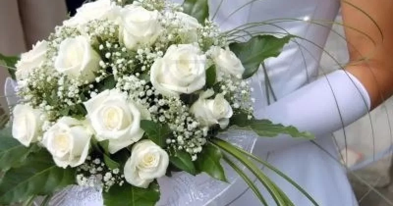 عروسة تصدم الاطباء بعد ان فاقت من الغيبوبة وهي في المستشفى وماكشفته عن ما فعله بها عريسها على سرير دخلتهم اصاب الجميع بالانهيار