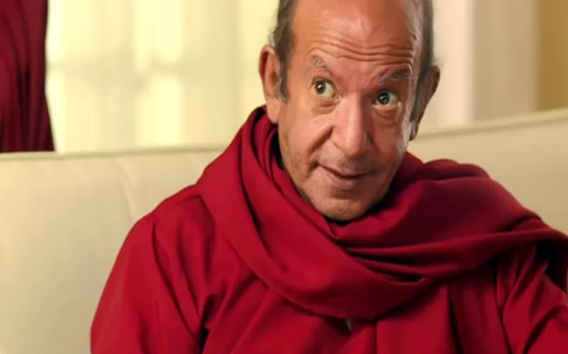 نجم مسلسل رأفت الهجان يعاني من الخذلان ويتسول لقمة العيش في الشوارع والتفاصيل تبكي الحجر