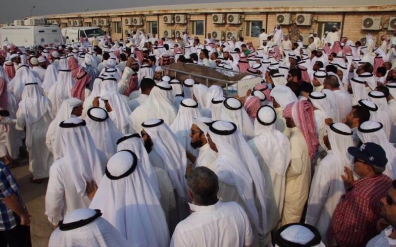 شخص في الكويت رافق جثمان متوفي عائد من مصر.. وبعد وصوله للبلاد كانت المفاجأة