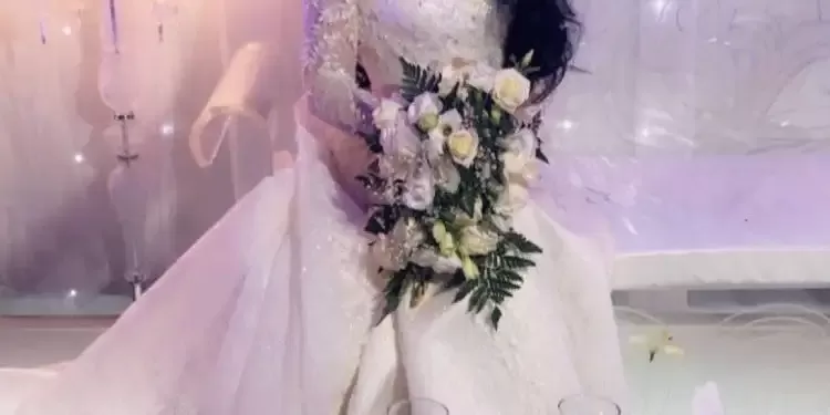عروس في المملكة صدمت الحاضرين وشنقت نفسها بفستان الفرح وصديقتها المقربة تروي تفاصيل اصابت والدها بالجنون