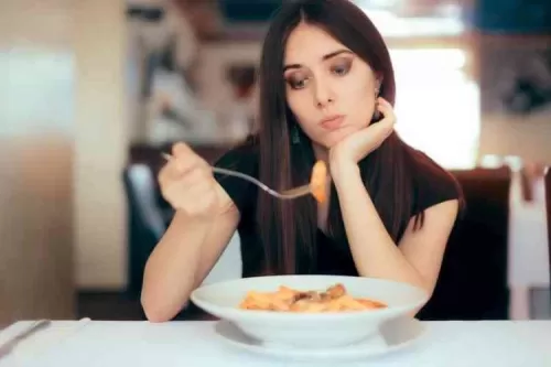 احذرها: اطعمة تأثيرها المخدرات