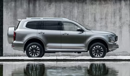 شاهد السيارة الصينية التي تنافس تويوتا لاندكروزر وبمواصفات خيالية وشكل مميز وسعر لا يقارن