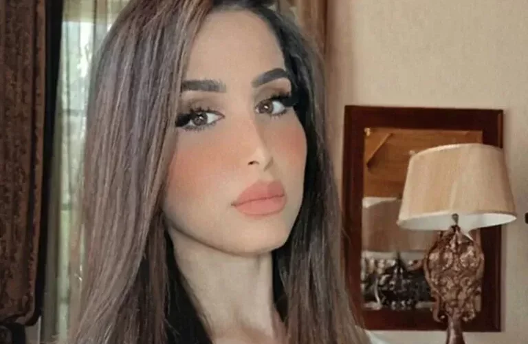 بالفيديو | شاهد كيف ردت هند القحطاني على متابعة طلبت العيش معها!