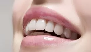 بدون فرشاة اسنان ومعجون تخلص من تسوس الاسنان في دقائق فقط بهذه الوصفة الرهيبة