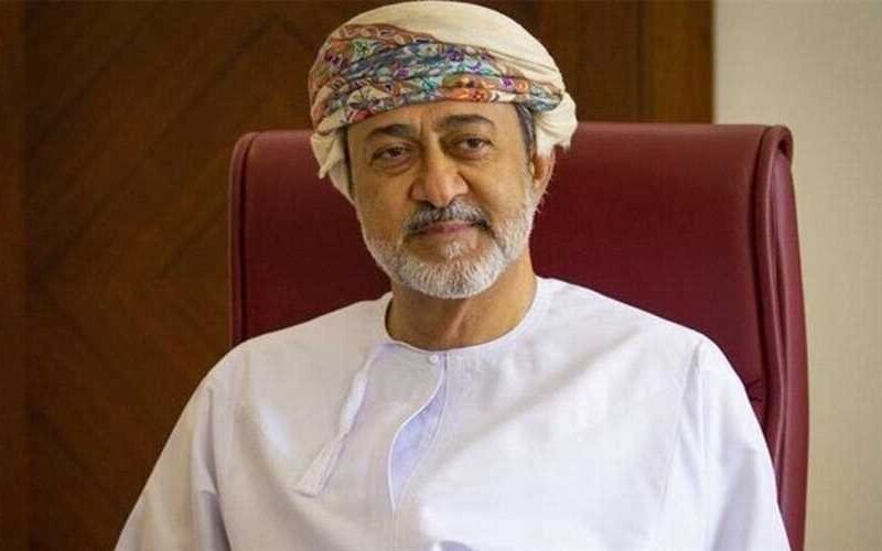 إعلان مفاجئ من ديوان البلاط السلطاني العماني .. هيثم بن طارق “يتنازل” ويذهل حكام العرب والشعب العماني بهذا القرار