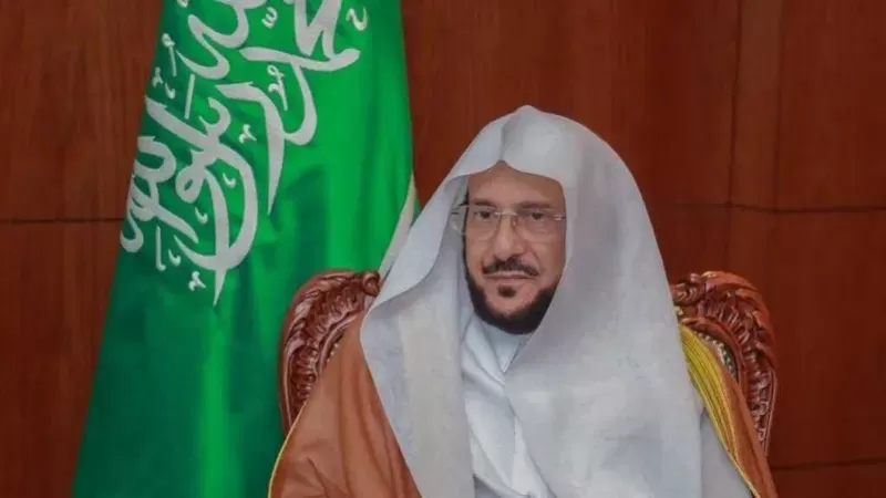 السعودية تحدد المدة بين الأذان والإقامة لصلاتي الفجر والعشاء في رمضان