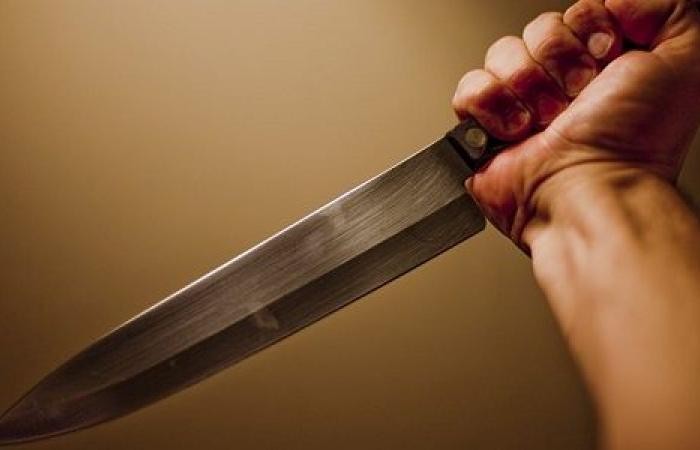 زوج طعن زوجته بـ12 طعنة خلال تحضير السحور.. والسبب صادم