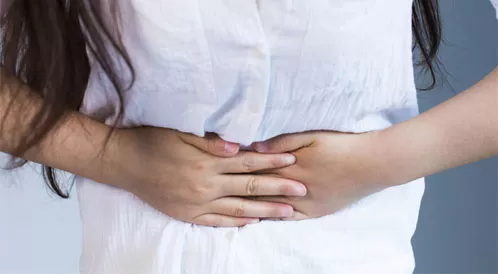 تخلص من الامساك المزمن خلال دقائق بالضغط على هذا الجزء من الجسم لعدة ثواني بدون ادوية ولا تعب