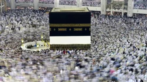 نشر صور لأول مرة تظهر كيف اصبح الحمد الأسود ألان في مشهد اذهل الجميع