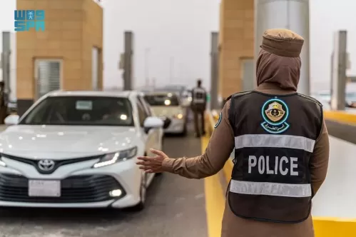 شاهد: جميلات السعودية يشاركن في تنظيم موسم الحج