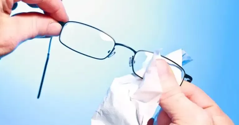 جرب هذه الخطوات البسيطة للتخلص من خدوش نظارتك