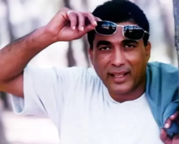 تفاصيل محزنة عن  وصية الفنان أحمد زكي الأخيرة؛؛ اثناء مرضه ووحدته التي تقشعر لها الابدان ولم تنفذ حتى الآن