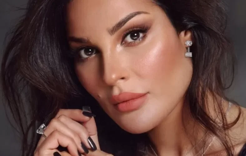 تسريب مقاطع فاضحة لنادين  نجيم  بعد ظهورها بملابسها الداخلية وهي في حالة سكر