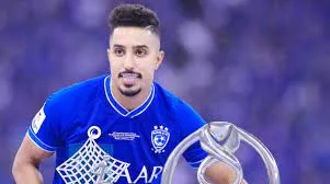 لن تصدق كم تبلغ ثروة زوجة النجم السعودي سالم الدوسري لاعب نادي الهلال ؟..مبلغ لا يتخيله عقل!