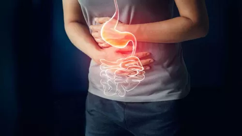 حيل منزلية بسيطة للتخلص من حموضة المعدة بعد تناول الحلويات