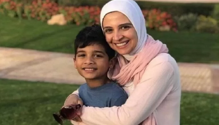 حنان ترك في خطر ونجلها يكشف تفاصيل وضعها الصحي ومرضها بعد نقلها للمستشفى.