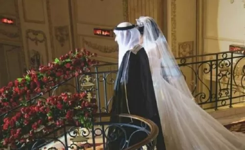 تسريب مقطع فاضح لشابة سعودية قبل ساعات من دخلتها وبعد ان وصل المقطع لعريسها فعل بها ما لم يخطر على بال الشياطين