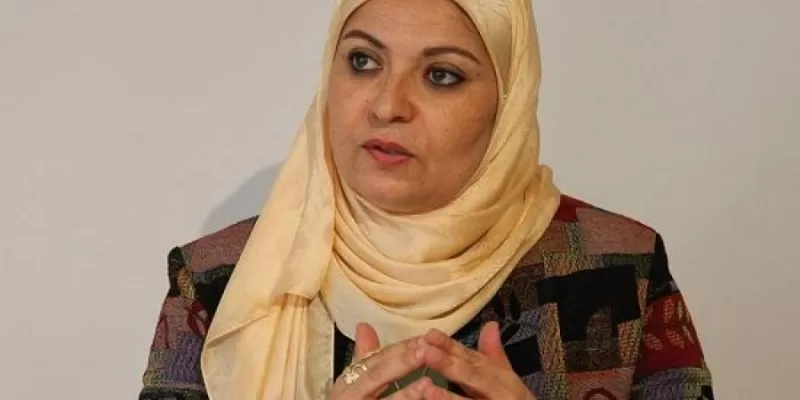 هبة قطب في موقف محرج بسبب سؤال جريء من عالم ازهري حول علاقتها بالعادة السرية