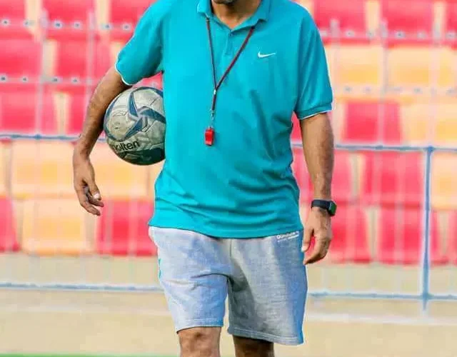 الرويشان ينشر هذا التعليق على اعتذار مدرب منتخب الناشئين بعد خروجه من بطولة غرب آسيا
