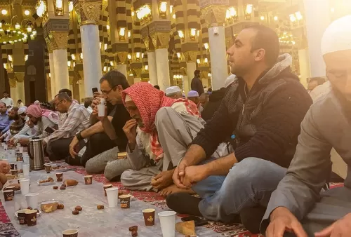 قرارات سعودية صادمة بأن وضع المساجد في شهر رمضان واوقات الصلاة وهذه هي عقوبات المخالفين
