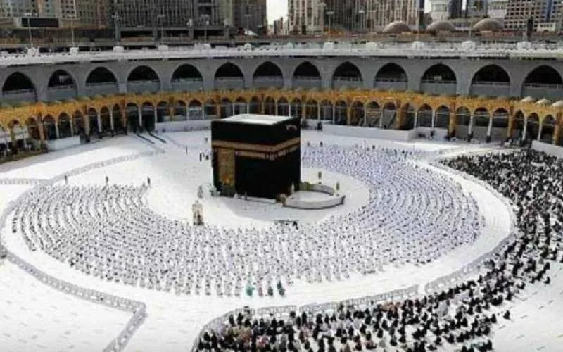 السعودية تعلن إجراء جديدًا للراغبين بأداء مناسك العمرة في رمضان