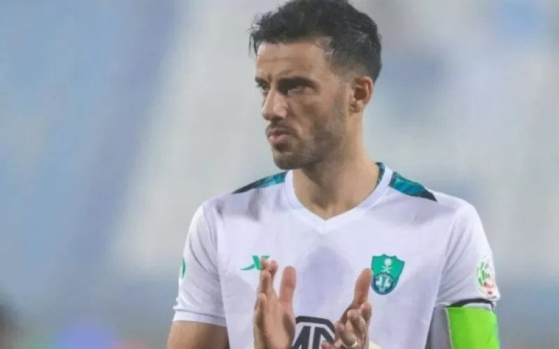 الأهلي يستبعد “السومة” من معسكر النمسا.. والكشف عن وجهته القادمة.