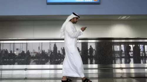 كشف المستور عن ترخيص حكام الإمارات لشركة عالمية متخصصة بتصوير الأفلام الإباحية في دبي وابو ظبي