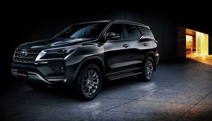 عروض تقسيط عبداللطيف جميل تويوتا فورتشنر 2022 بـ499 ريال