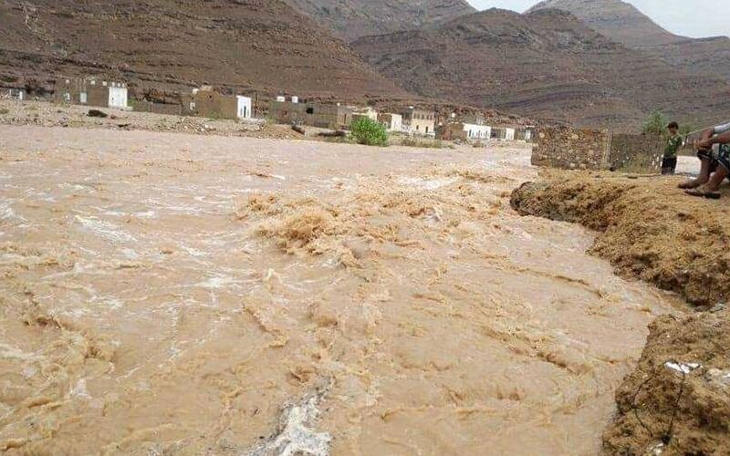 الفلكي الشوافي يحذر من أمطار فيضانية قوية ويدعو لرفع الجاهزية