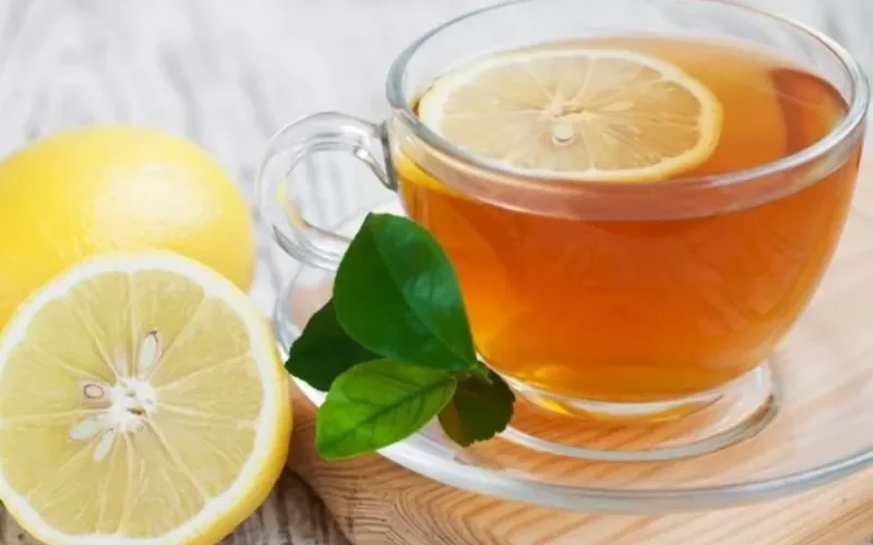 ما تظنه علاج هو سم قاتل وهذا ما يحدث عن اضافة الليمون للشاي او الشربة