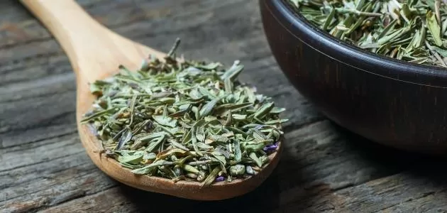 هذه الاعشاب معجزة رهيبة في علاج التهاب الحنجرة والسعال الجاف والحبال الصوتية وتخفف حدة أمراض الجهاز التنفسي .. تعرف عليها