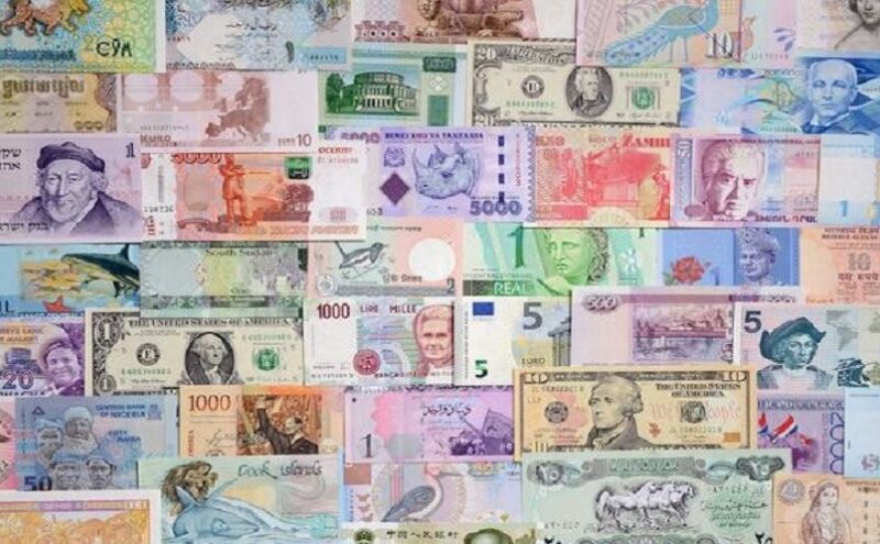 هل تعلم أين ومتى صدرت أول عملة ورقية في العالم؟ 