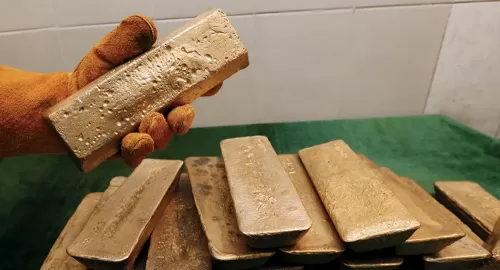 ما هي أكبر الدول المنتجة للذهب في العالم؟ وما إنتاج البلدان العربية منه؟