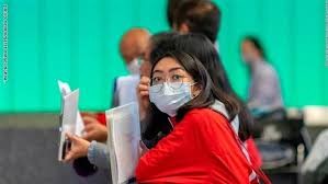 فيروس كورونا يمنع أمًا إنجليزية من التواجد برفقة طفلها المصاب بالسرطان.. اعرف السبب