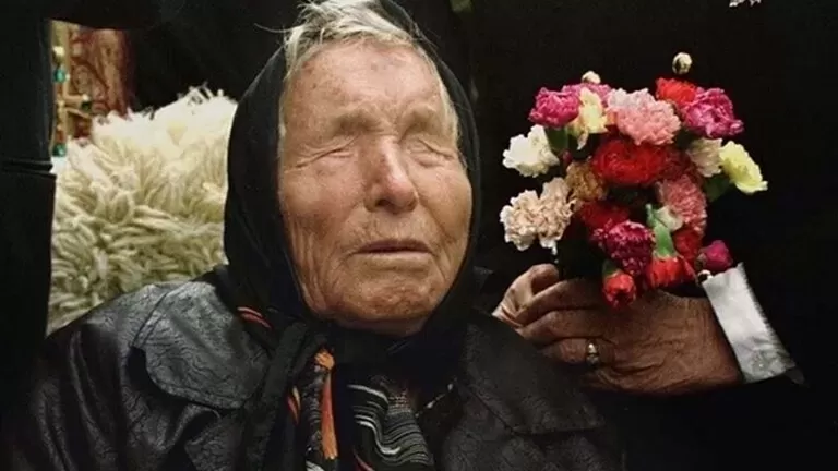 العالم في رعب حقيقي بعد نشر توقعات جديدة للعرافة العمياء  لما سيحدث في العالم في 2022