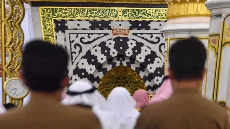 قرار عاجل حول صلاة التهجد والدعاء في التراويح في جميع مساجد السعودية والتطبيق إجباري