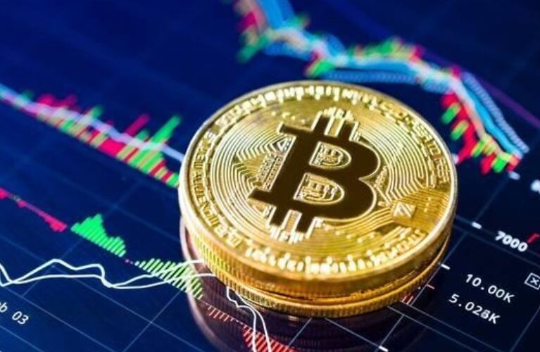 بعد إعلان شركة أمريكية تجريب عقار ضد كورونا.. عملة “البيتكوين” تفاجئ الأسواق وتكسر هذا الرقم